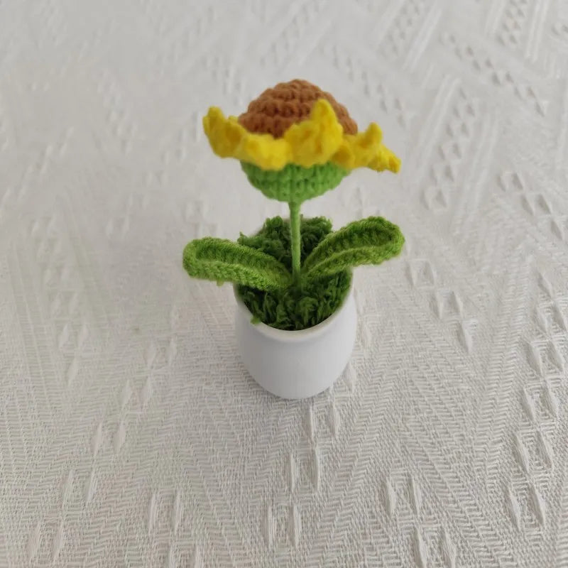 Handmade yarn, hooks, flowers, sunflowers, potted plants, home decor, wedding decorations, holiday gifts
