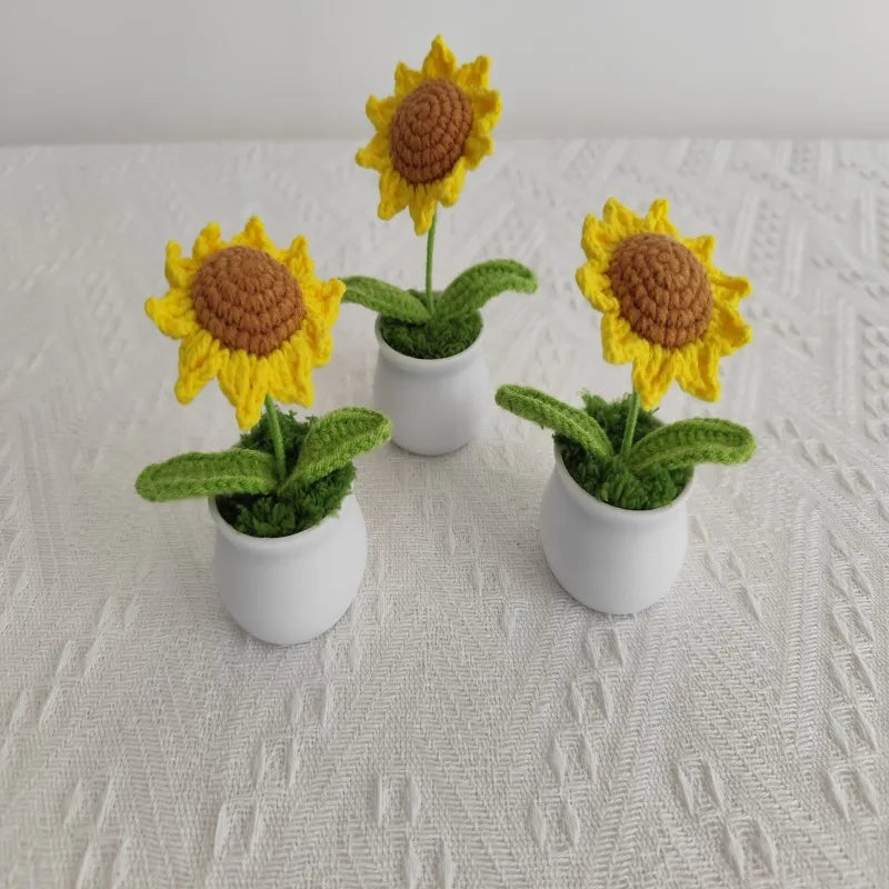 Handmade yarn, hooks, flowers, sunflowers, potted plants, home decor, wedding decorations, holiday gifts